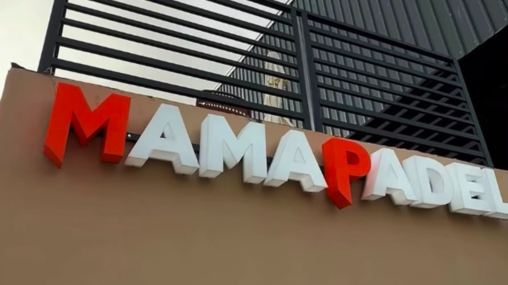 Mama Padel rouvre ses portes au Grand Théâtre